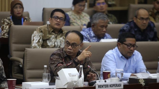 67ac5d5f7e5af-menteri-koperasi-budi-arie-setiadi_665_374.jpg