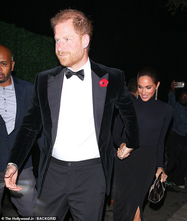 La puerta fotográfica de Harry y Meghan molesta al clan Kardashian: los Sussex exigen no ser fotografiados en la fiesta del 70 cumpleaños de Kris Jenner antes de que se resuelva el misterio