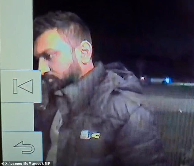 ‘El repartidor de Amazon intenta entrar en la casa de MP’