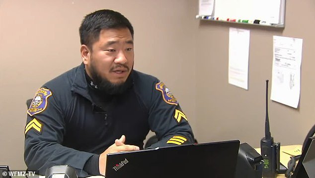 Un hombre muere accidentalmente baleado por su perro tras dejar un arma en su cama