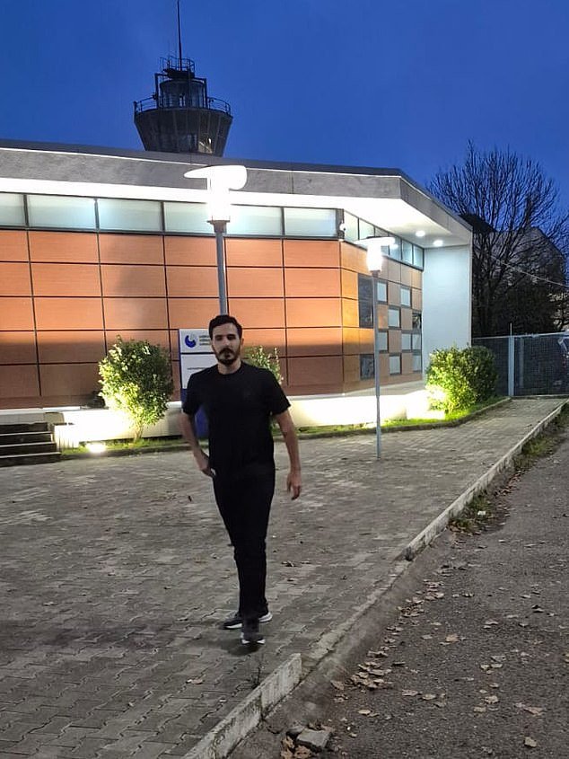 El tramposo de Tinder, Shimon Hayut, liberado de prisión en Georgia después de un dramático acuerdo de culpabilidad