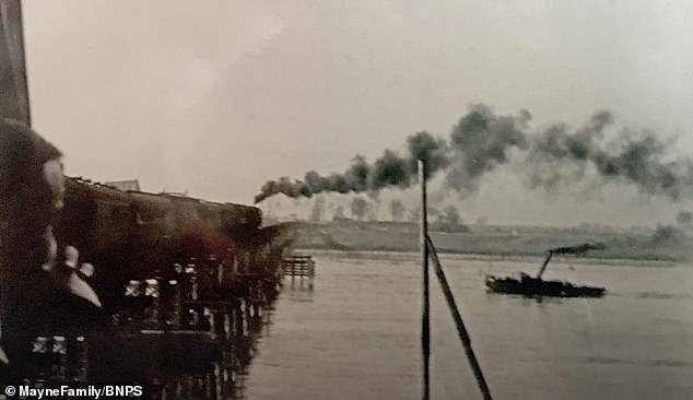 Un modesto héroe escocés que lleva a cabo una atrevida incursión del SAS utilizando un tren secuestrado.