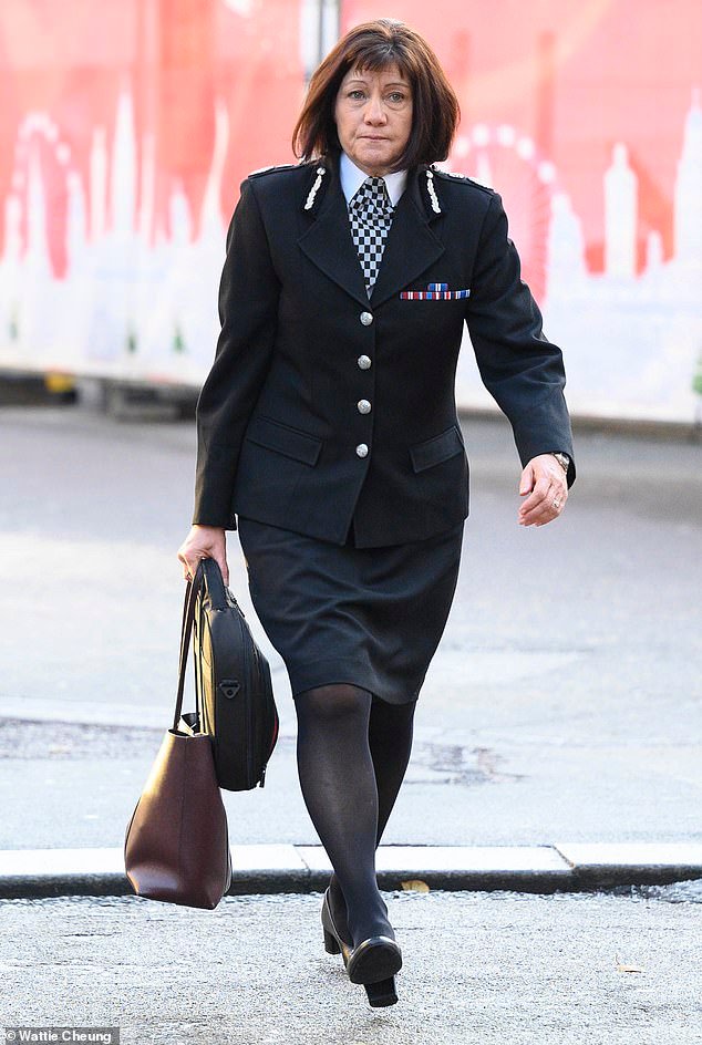 La policía escocesa contratará un ‘asesor de derechos humanos’ por valor de casi £1 millón