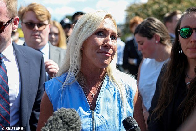 Marjorie Taylor Green recibe amenazas de muerte «incitadas por Trump» mientras afirma que los archivos de Epstein no fueron la única razón por la que fue atacada.