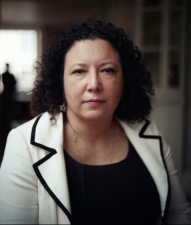 Los activistas amenazan con emprender acciones legales para bloquear el plan respaldado por el NHS para inyectar bloqueadores de la pubertad a niños de hasta 10 años.