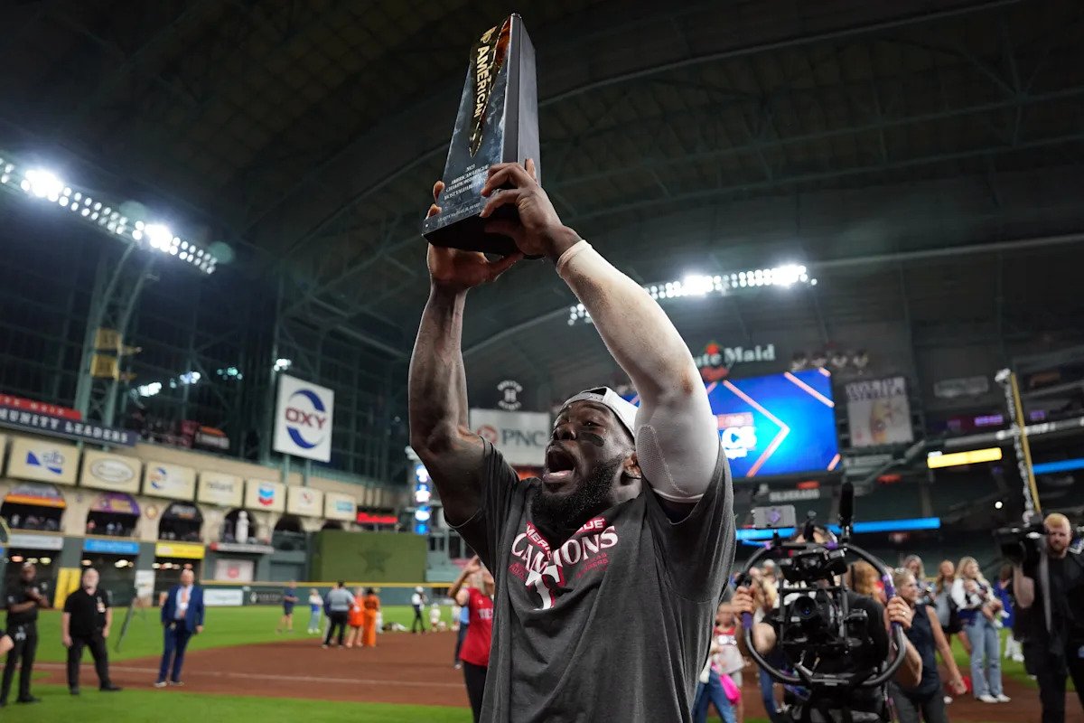 Adolis García es el héroe de los playoffs no licitado de los Rangers después de 2 temporadas difíciles consecutivas