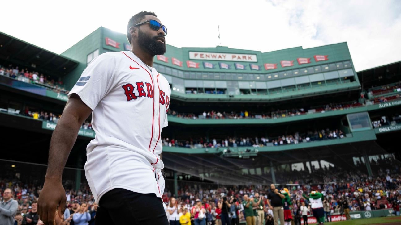 Jackie Bradley Jr. es la primera ex estrella de la MLB en comprometerse a tiempo completo con Banana Ball