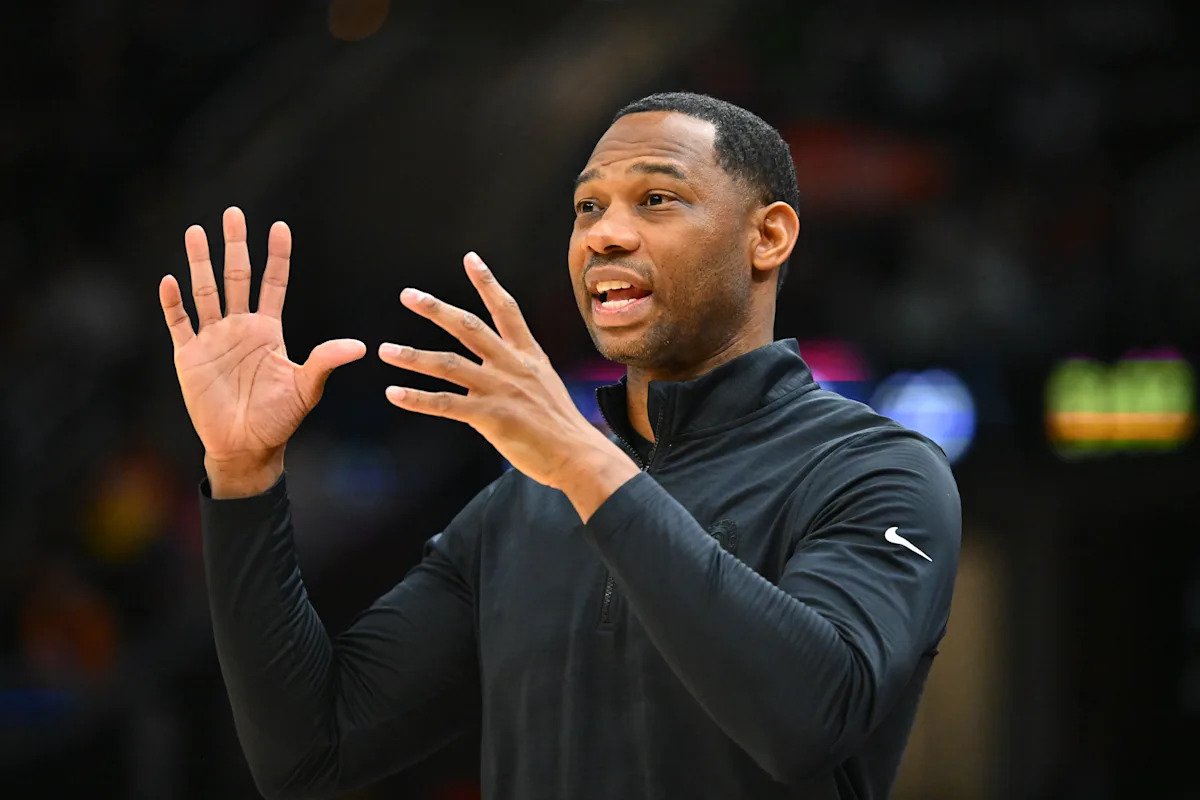 Los Pelicans despidieron al entrenador en jefe Willie Green después de un comienzo brutal de la quinta temporada