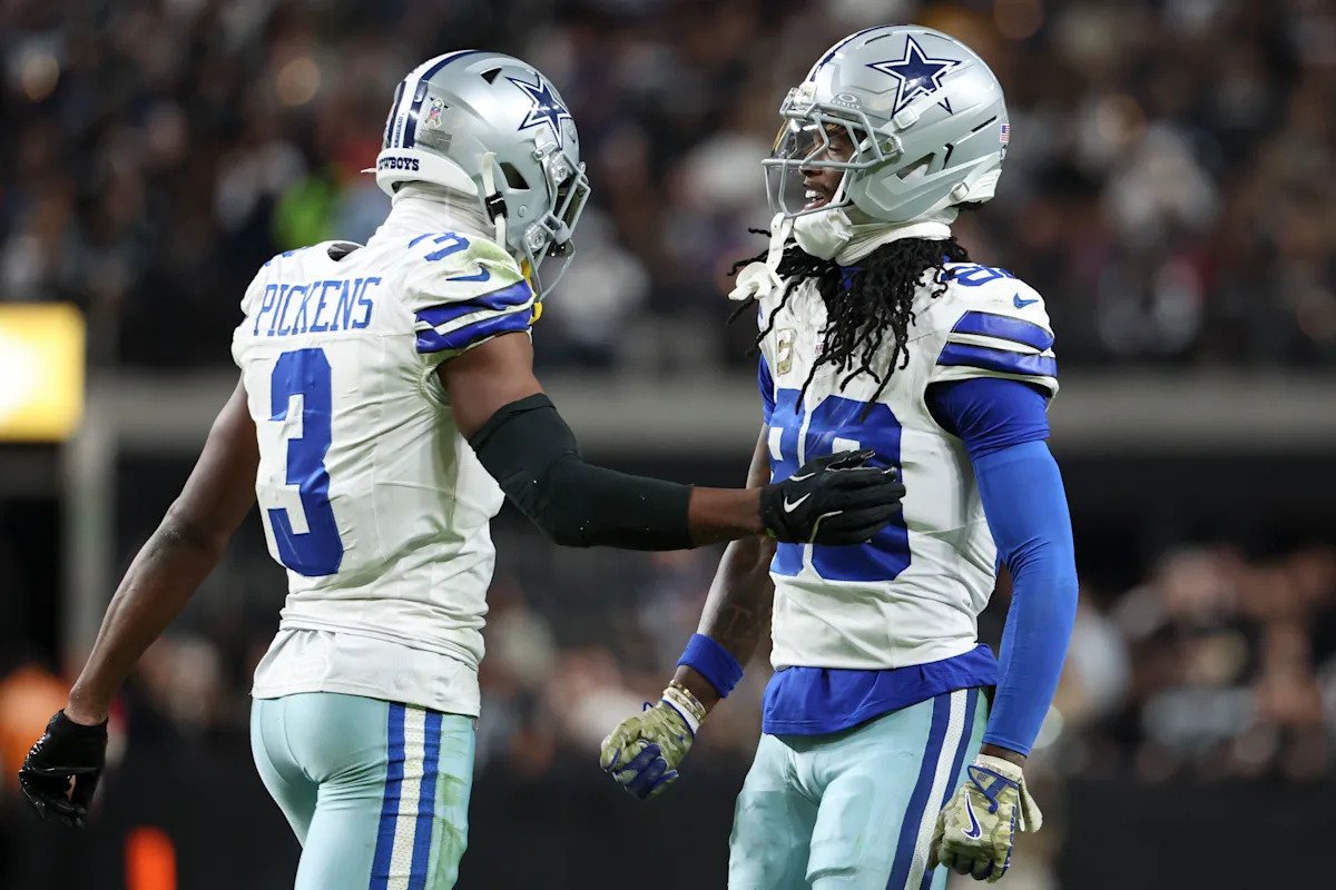 CD Lamb de los Cowboys dice que él y George Pickens fueron enviados a la banca por faltar al toque de queda en el casino de Las Vegas