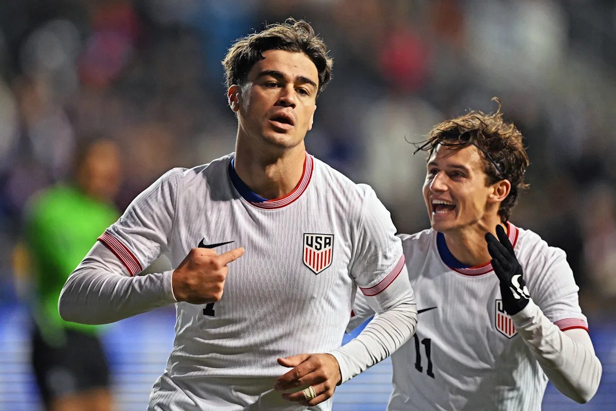 Gio Reyna impulsó al USMNT con un gol temprano en la victoria por 2-1 sobre Paraguay en una preparación clave para la Copa del Mundo.