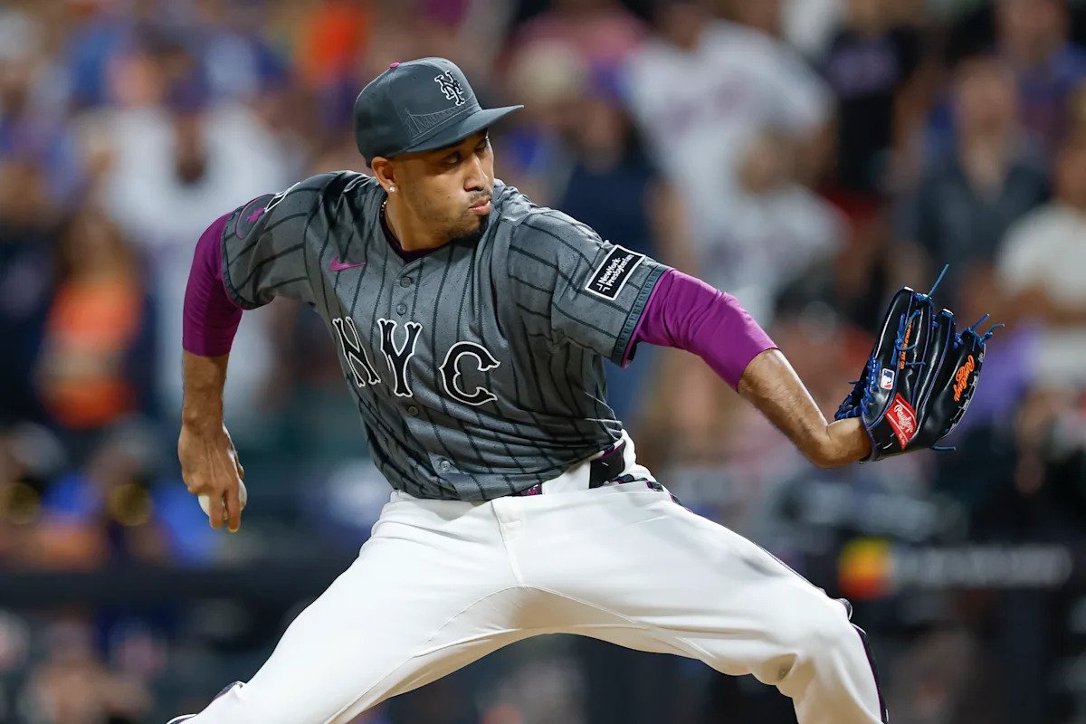 Edwin Díaz pone las probabilidades de que los Mets regresen en la agencia libre en ’50-50′