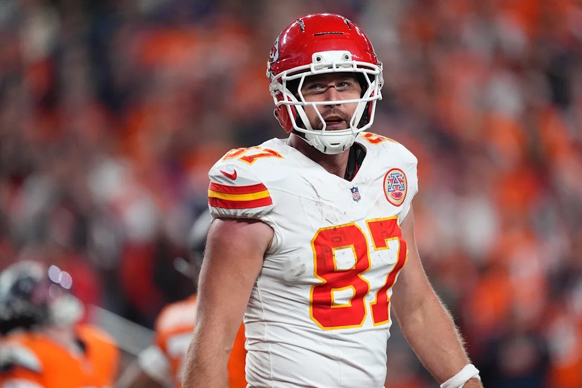 Travis Kelce dice que no decidirá su regreso en 2026 hasta que termine la temporada y no quiere una gira de despedida