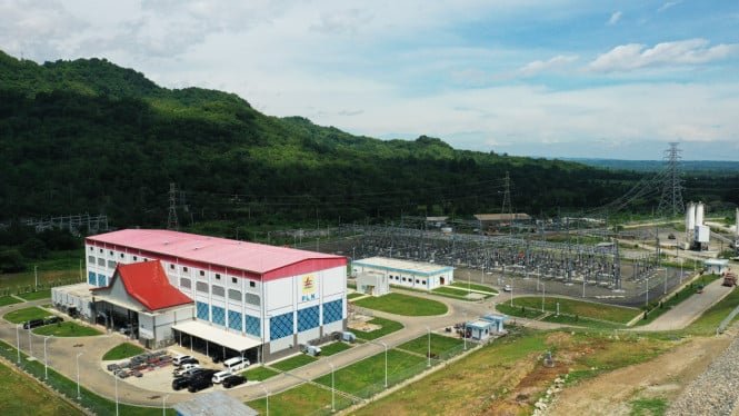 Dominada por las centrales hidroeléctricas, el 14,4 por ciento de la generación de electricidad de Indonesia proviene de energía limpia, dijo ESDM.