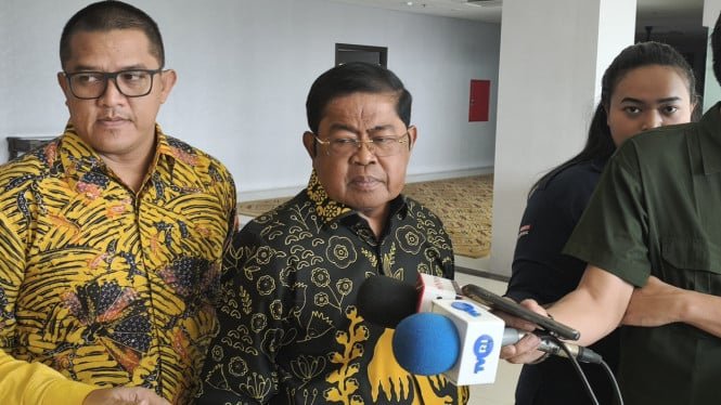 Suharto recibe el título de héroe, Idrus Marham: Respetamos la decisión del Presidente