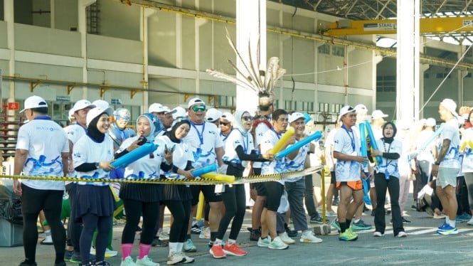 SLB Indonesia celebra 95 años con un gran festival deportivo, los empleados celebran el espíritu saludable