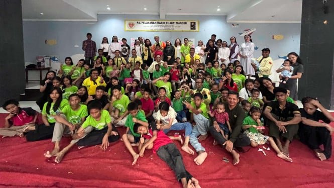 Cómo la juventud católica celebra el 80.º aniversario y lleva alegría a un orfanato