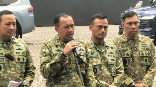 El TNI prepara hospitales de campaña y ambulancias para su envío a Gaza