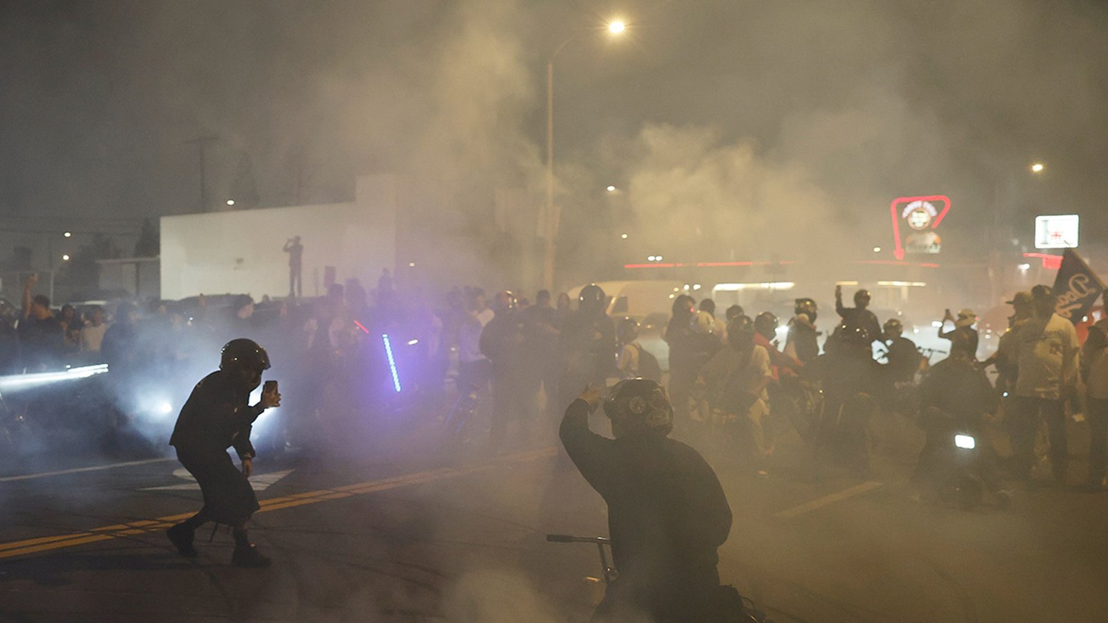 La victoria de los Dodgers en la Serie Mundial provocó caos en las calles de Los Ángeles