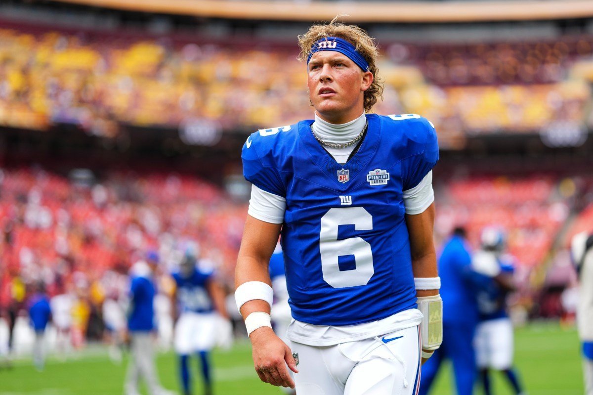 Los conocedores predicen que el nuevo entrenador en jefe de los Giants, Jackson Dart, podría tomar una decisión sorprendente