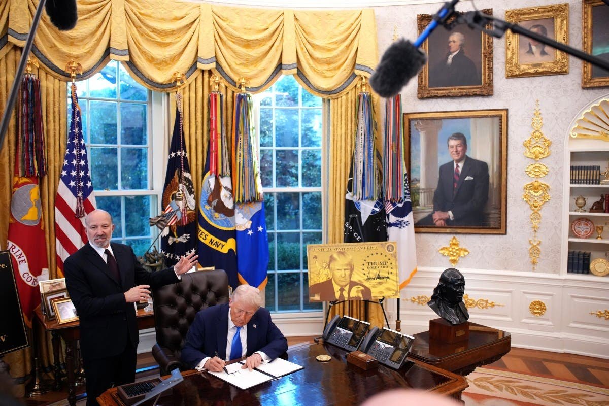 Home Depot se inunda de chistes de Trump burlándose de la decoración de la Oficina Oval