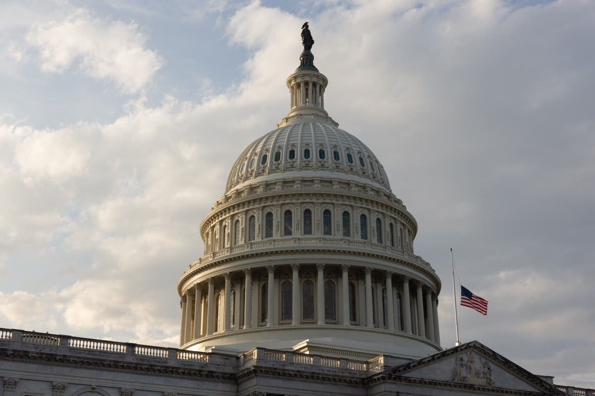 La lista completa de demócratas de la Cámara de Representantes que votaron a favor del acuerdo de cierre del gobierno