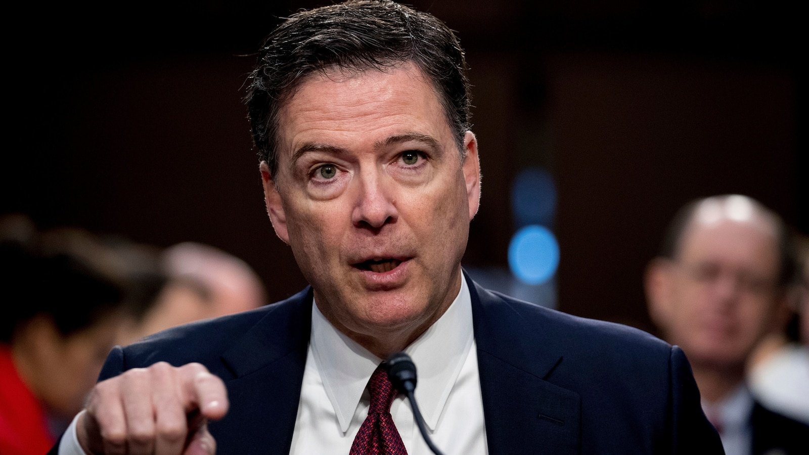 Los abogados de Comey solicitaron desestimar la acusación, citando problemas con el gran jurado.