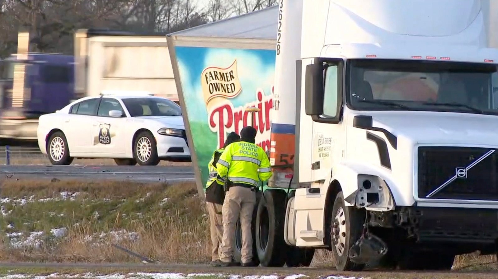 ‘Incidente trágico’: un ayudante del sheriff de Indiana muere atropellado mientras ayudaba a un automovilista varado