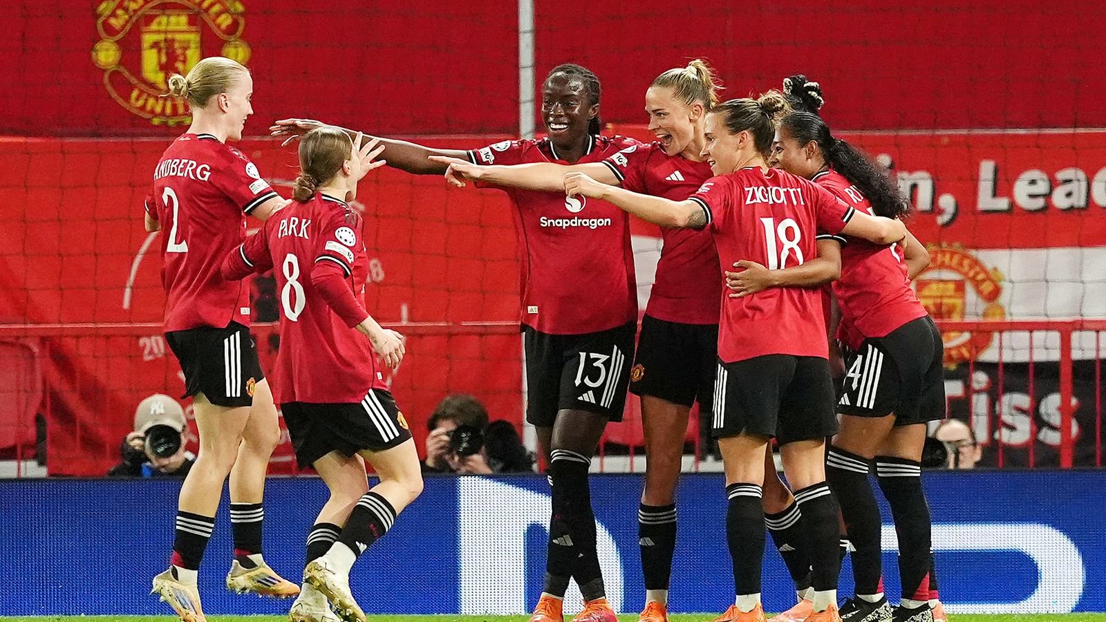 Man Utd Femenino 2 – 1 PSG Femenino