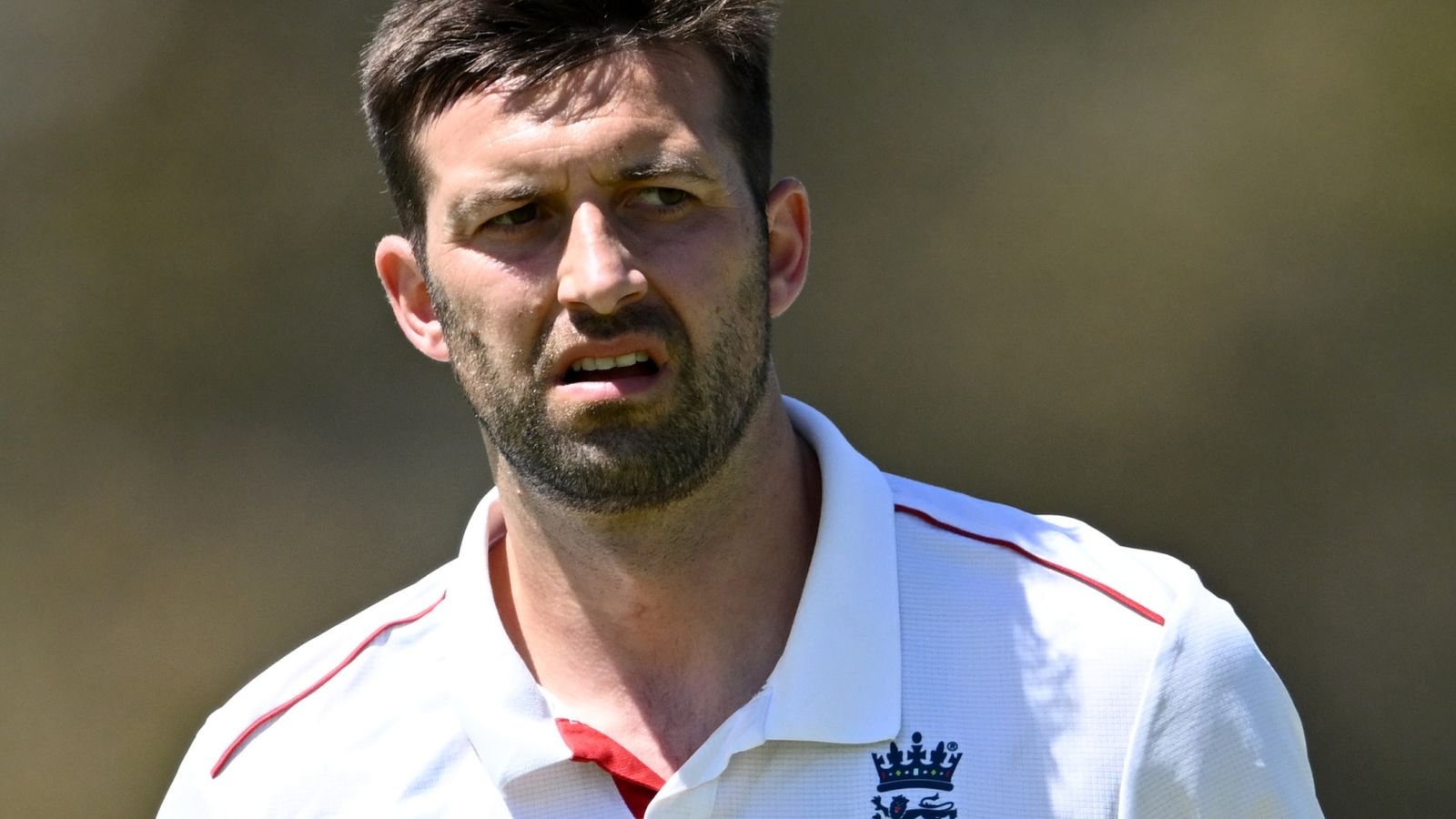 Mark Wood: el jugador de bolos rápido de Inglaterra se someterá a una exploración de precaución después de una distensión en el tendón de la corva en el calentamiento de Ashes | noticias de cricket
