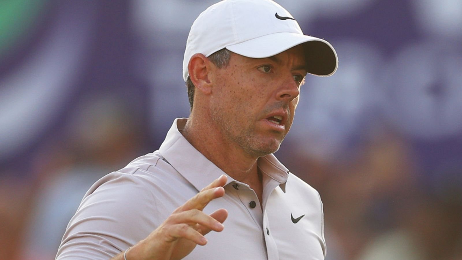 Campeonato DP World Tour: Rory McIlroy lidera la clasificación del público mientras Tyrell Hatton sigue en la contienda en Race to Dubai | noticias de golf