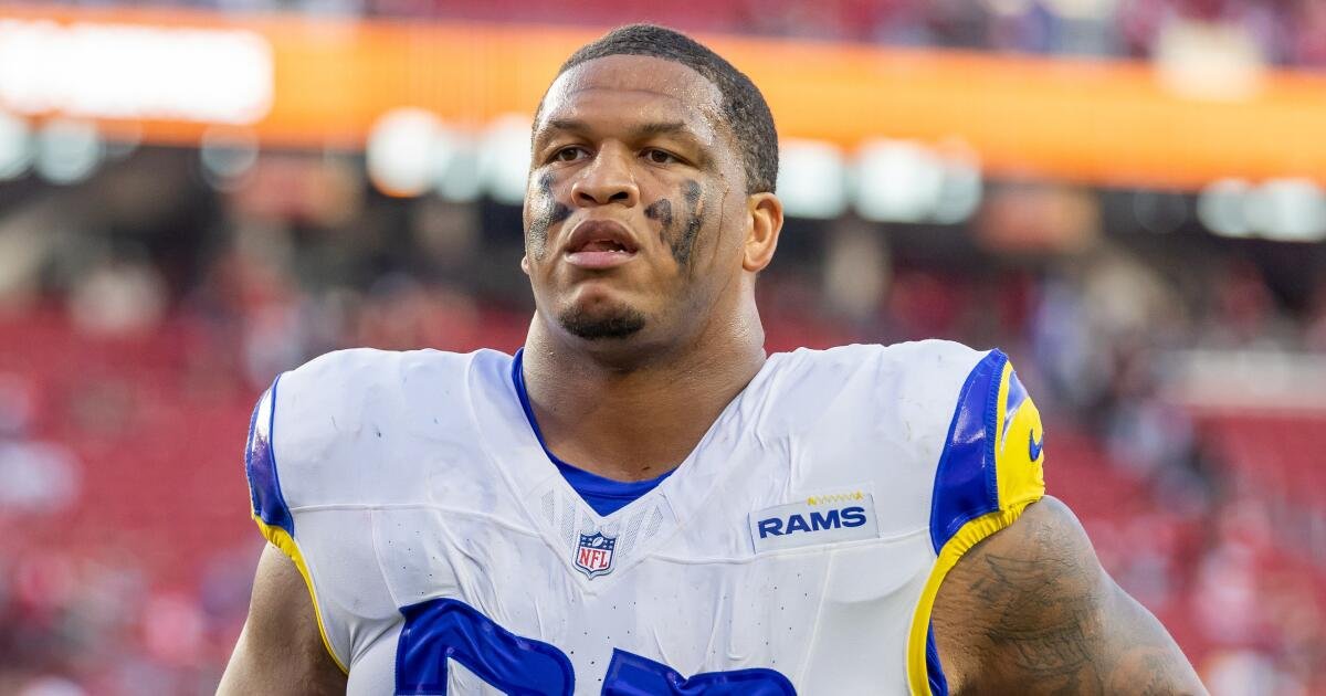Alaric Jackson de los Rams enfrenta demanda por presunto video sexual