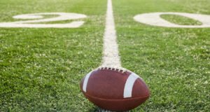 Cómo ver la semana 16 de la temporada de fútbol universitario de 2025: calendario, dónde transmitir juegos y más