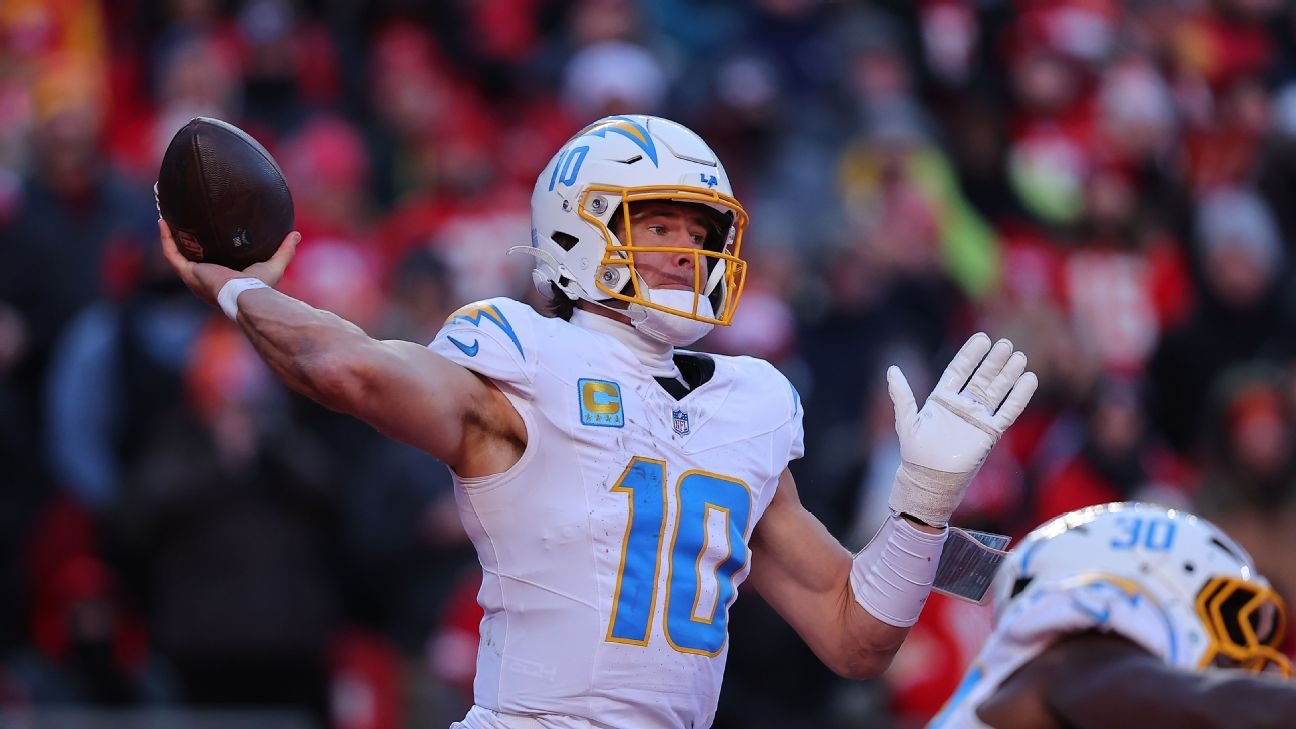 ¿Serán Texans-Chargers y Ravens-Packers asuntos de baja puntuación el sábado?