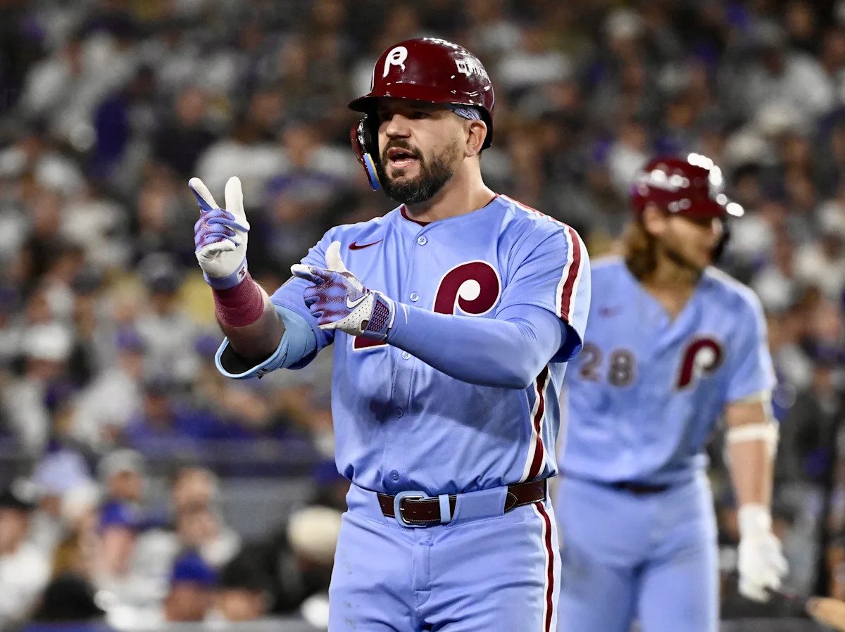 Al volver a contratar a Kyle Schwarber, los Filis van más allá por ese corredor