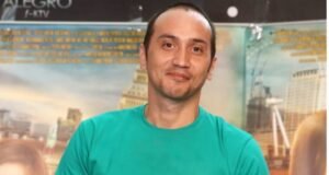 El objetivo de Gary Iscock es pedir prestada la moto RX King, Dearly Joshua se niega a regresar con Ari Lasso