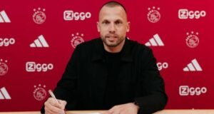 Perfil del candidato a entrenador de la selección indonesia, John Heitinga