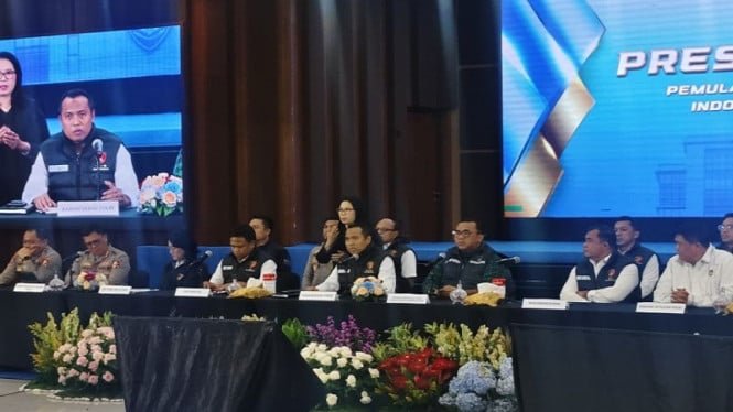 Bareskrim Polri devuelve a 9 ciudadanos indonesios que fueron víctimas de una estafa de propinas en línea en Camboya.