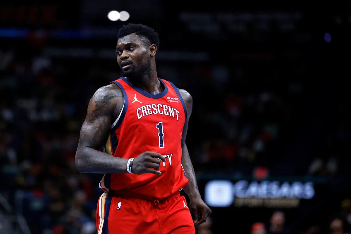 La estrella de los Pelicans, Zion Williamson, estará fuera al menos 3 semanas por una lesión en el aductor, lo que marca la última ausencia significativa de su carrera.