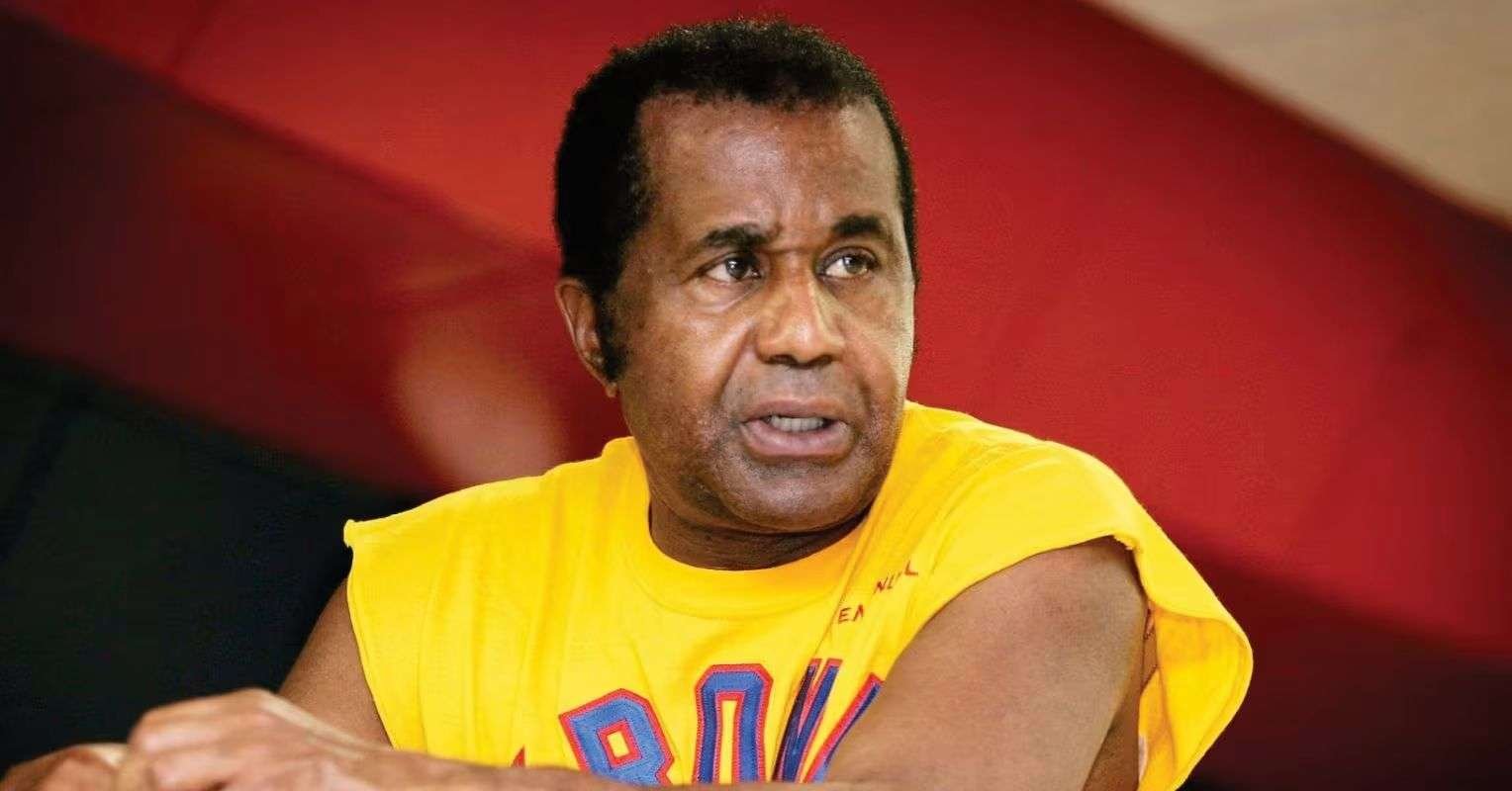 Emanuel Steward sitúa a Muhammad Ali en el puesto número 2 de su ranking de los 10 mejores luchadores de todos los tiempos