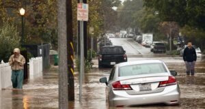Las inundaciones récord han provocado advertencias de «daños importantes» en el lecho del río