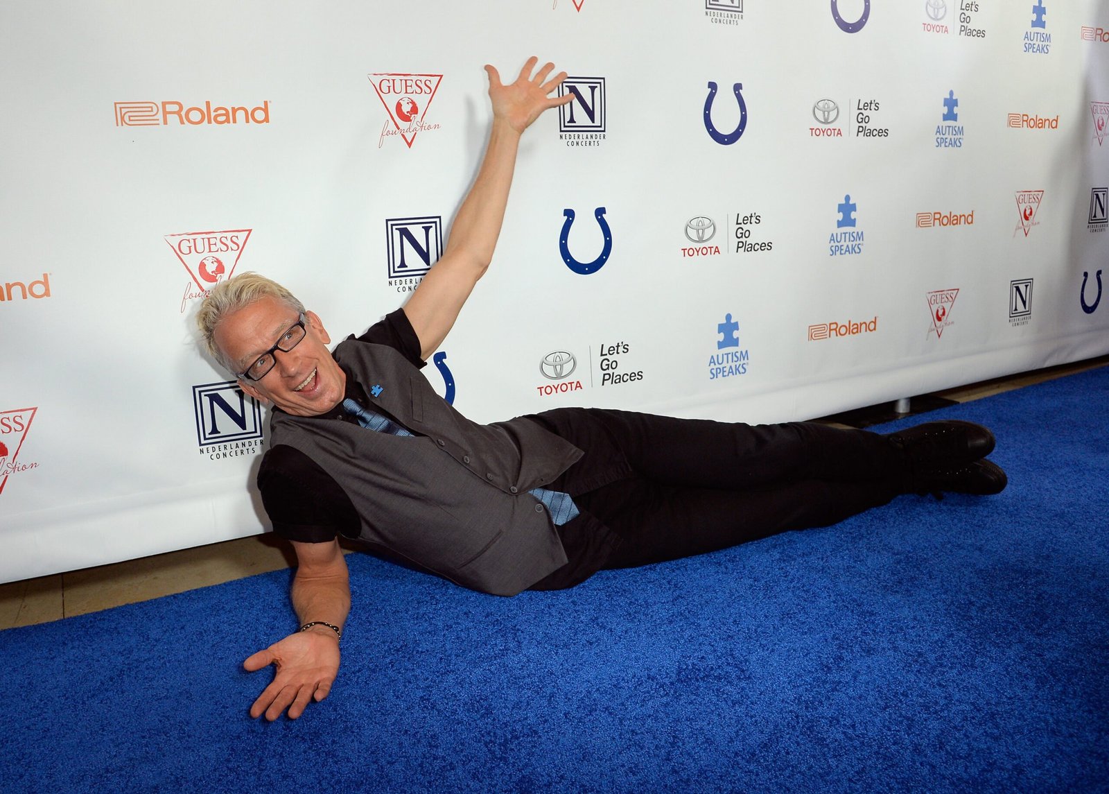 Andy Dick sufre una aparente sobredosis; El cómic cayó en una calle de Los Ángeles.