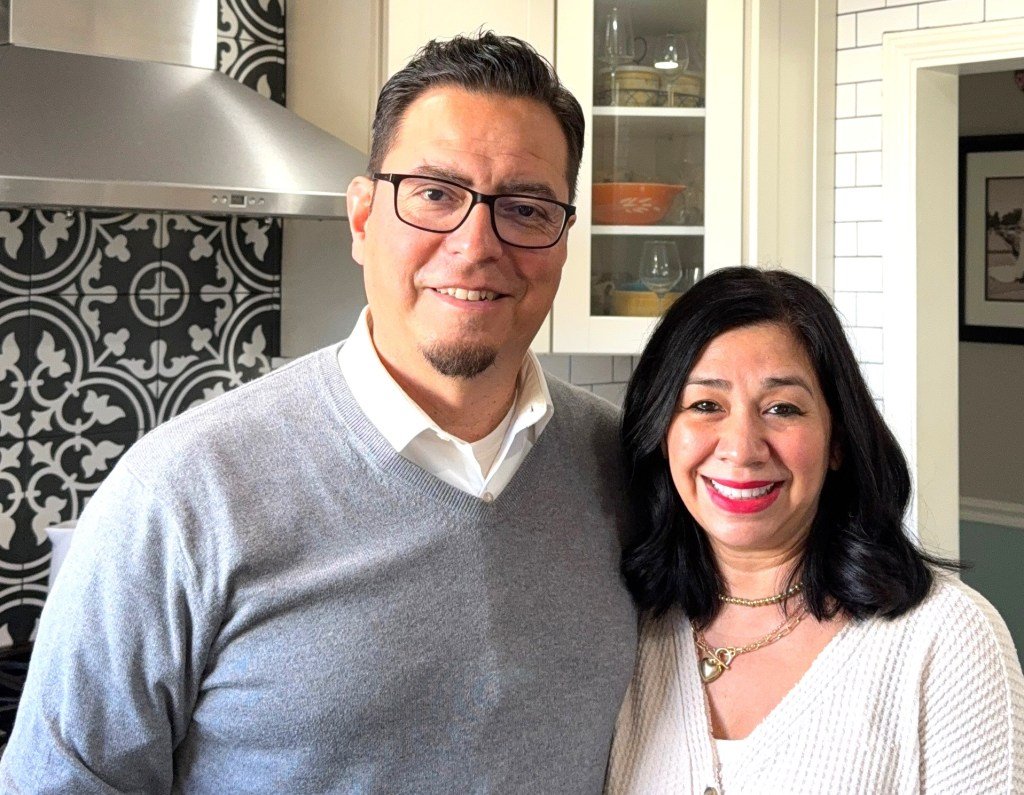 Familia de San José abre casa para personas que huyen del tiroteo en Valley Fair