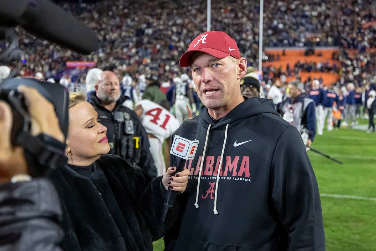 La escena del fin del mundo en Alabama: del juego de campeonato de la conferencia a perderse el playoff de fútbol americano universitario