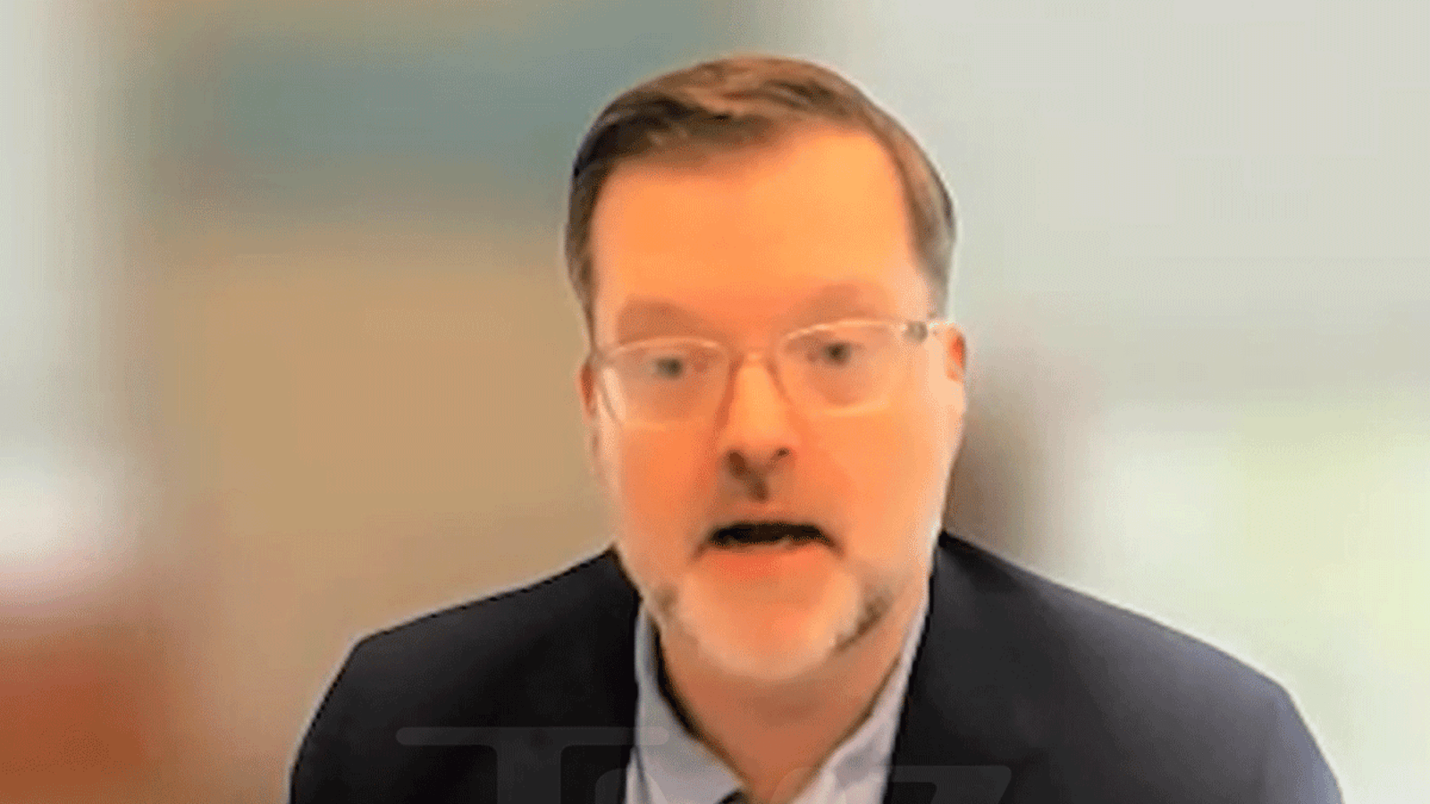 Pasajero de crucero muere ‘como George Floyd’ después de servir 33 tragos, dice abogado