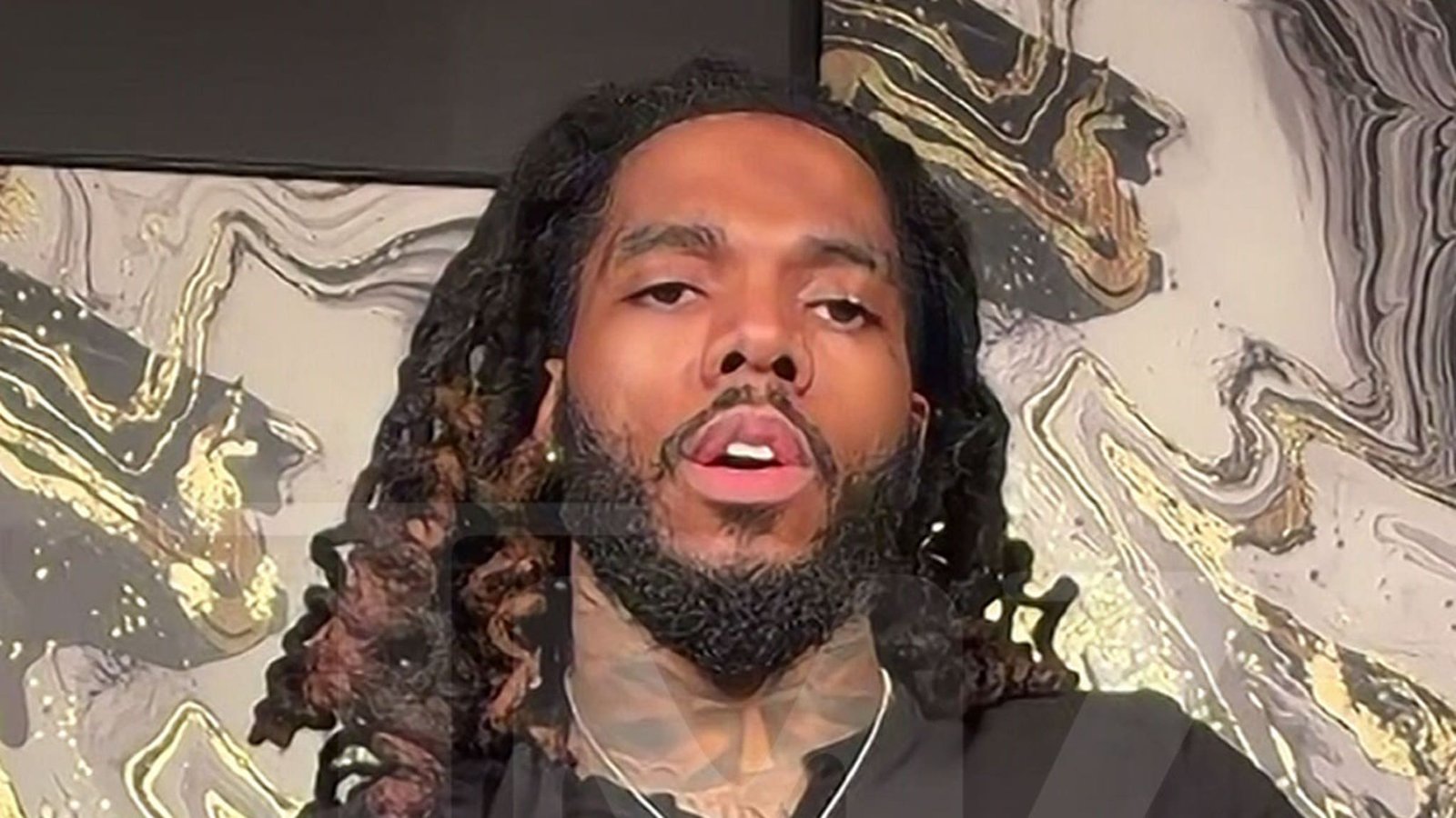 Dynzell Siggers agregó 8 pulgadas verticales en una dolorosa cirugía de altura y se alegra de haberlo hecho