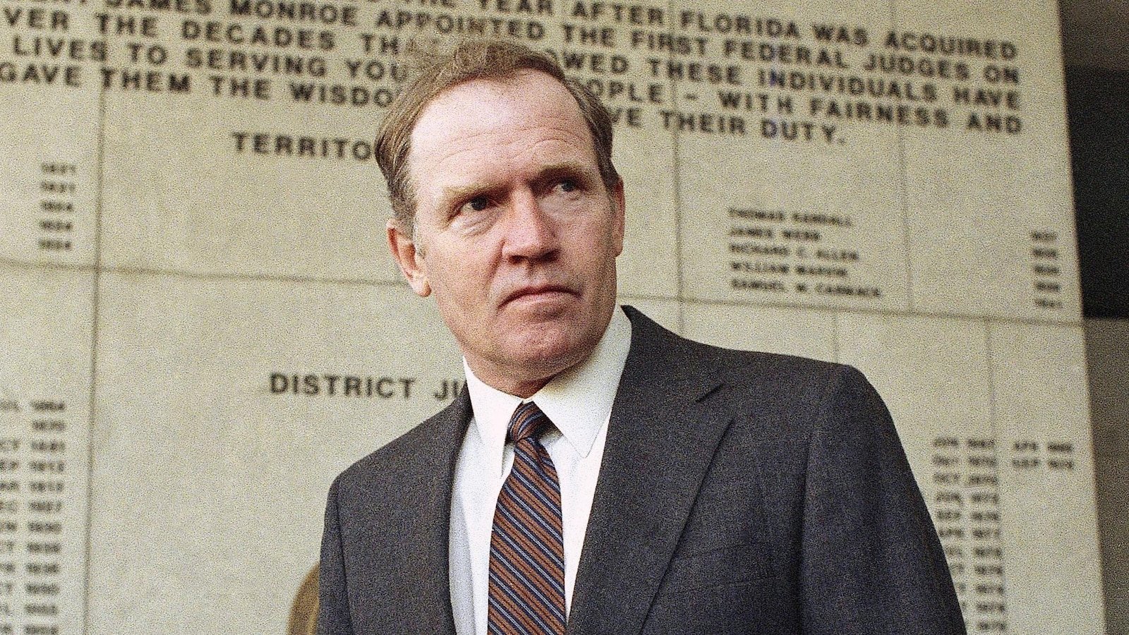 Eugene Hasenfuss, figura clave en el asunto Irán-Contra de los años 80, muere a los 84 años