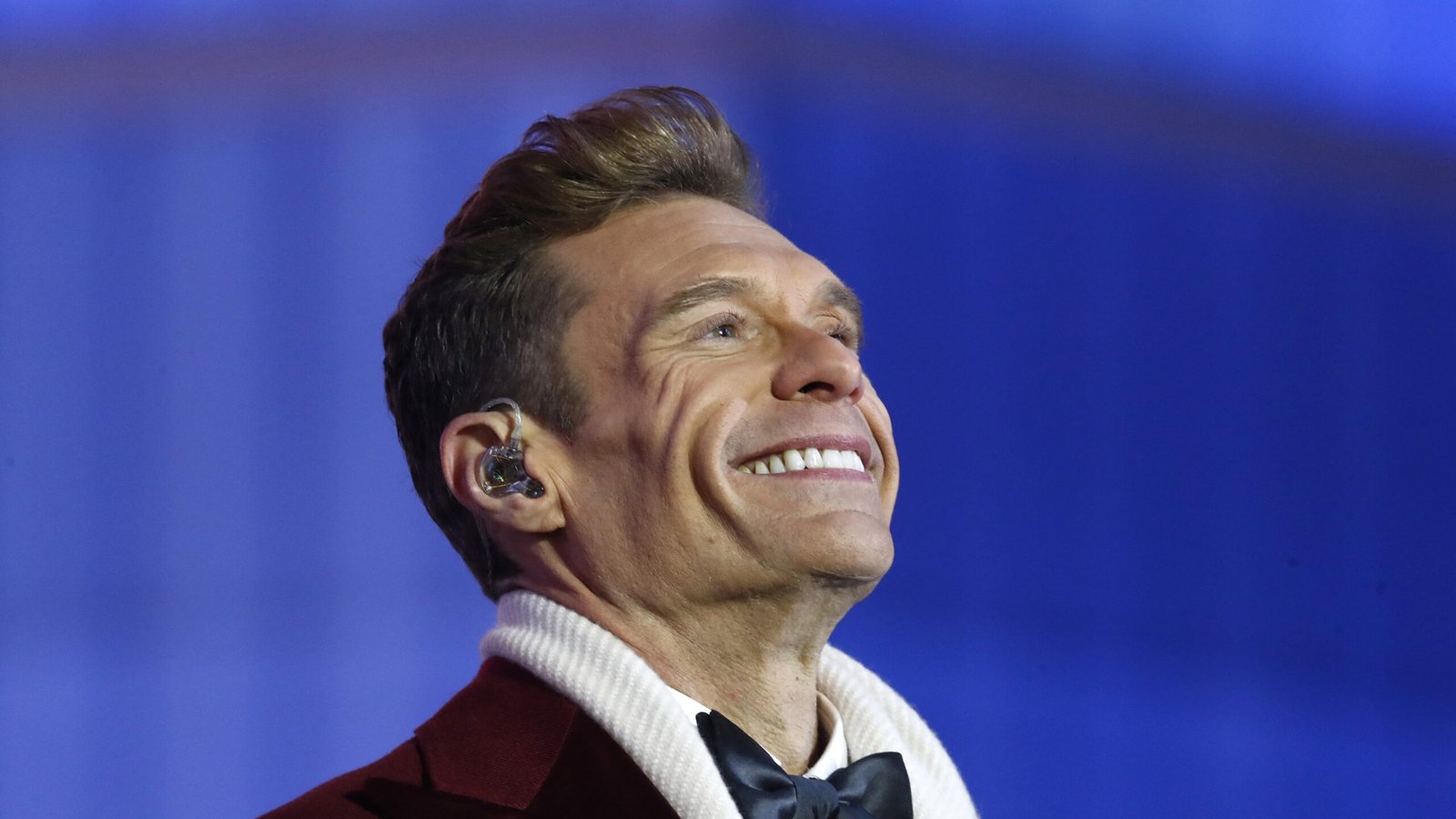 Ryan Seacrest alarma a los fanáticos con una actuación demacrada