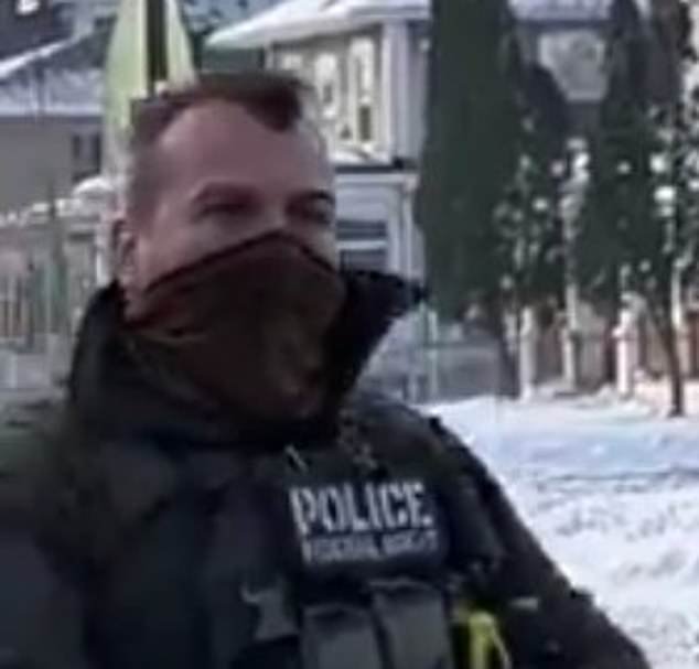 Jonathan Ross, el agente de ICE que mató a Renee Nicole Good, ahora es millonario gracias a una recaudación de fondos en línea… después de que GoFundMe recaudara siete cifras para la familia de Good