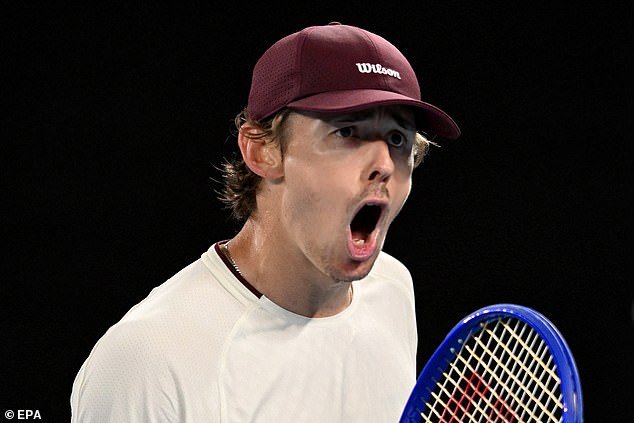 Alex de Miñaur anunció su boda inminente después de una gran victoria en el Abierto de Australia, mientras Katie Boulter observaba desde las gradas.