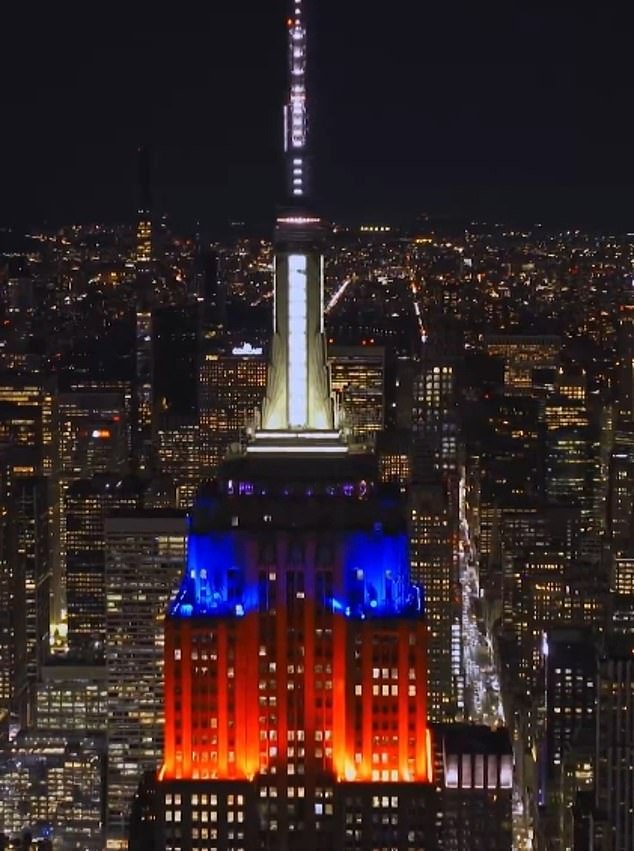 Los neoyorquinos se vuelven locos cuando el Empire State Building se ilumina para celebrar la victoria sobre los acérrimos rivales Patriots